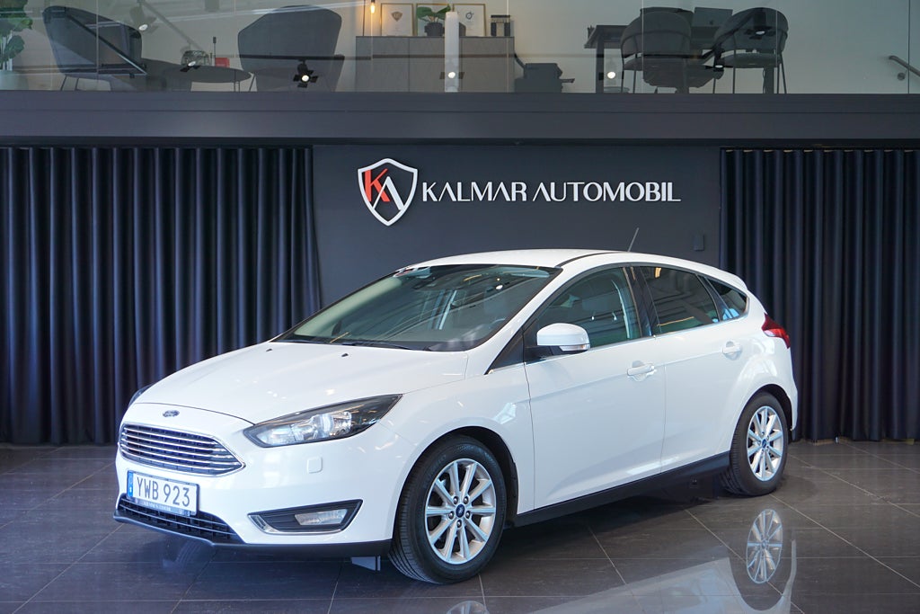 Ford Focus 1.0 EcoBoost Titanium 125hk Keyless Svensksåld