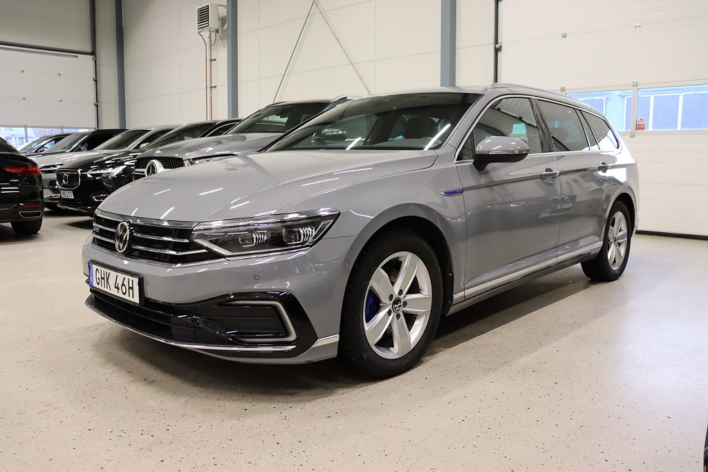 Volkswagen Passat Sportscombi GTE 1.4 TSI B-Värm Pano 218hk