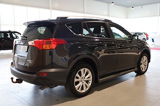 SUV Toyota RAV4 8 av 21