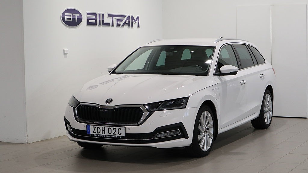 Skoda Octavia Combi Style 1,4 TSI iV 204 Hk DSG, Värmare