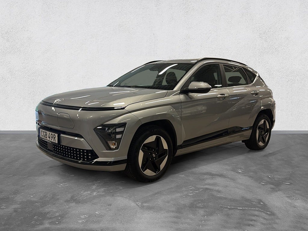 Hyundai Kona EV Essential 48,4kWh 156hk Electric Vinterhjul