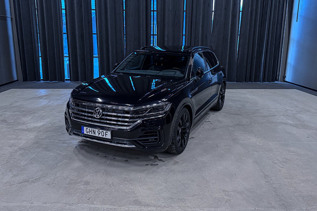 Volkswagen Touareg 3.0 V6 TDI 4M |Pano|R-Line|Bakaxel|Luft