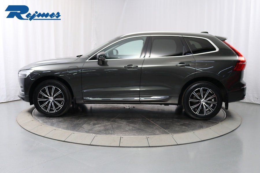 Volvo XC60 2021, bild 2/58