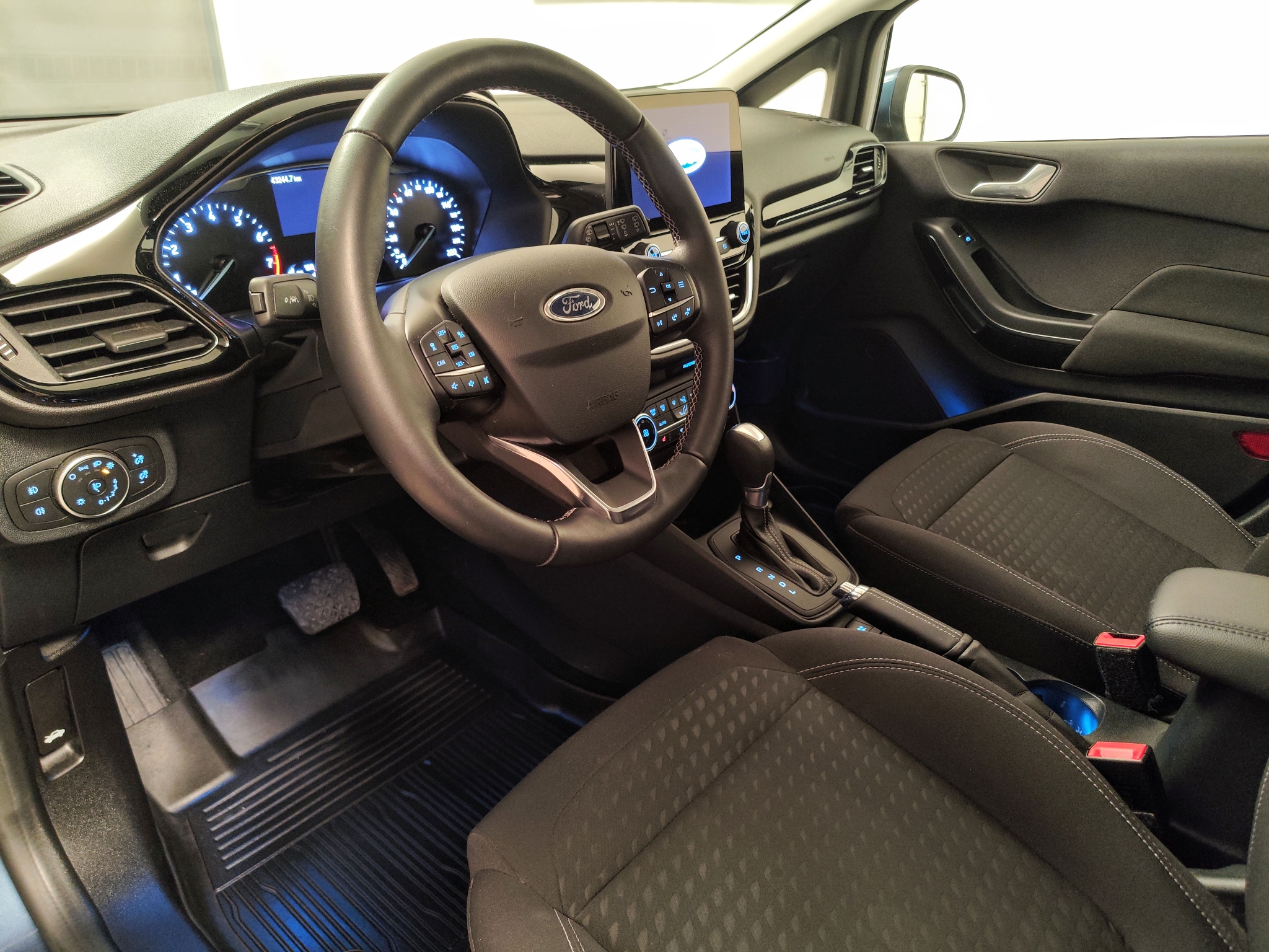Ford Fiesta 2021, bild 3/33