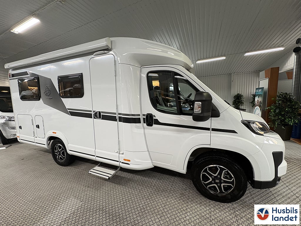 Knaus live TI 590 MF Platinum selecton