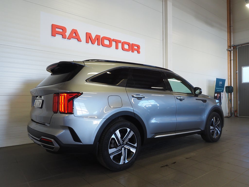 Kia Sorento PHEV 265hk Black Edition | Pano | Skinn | 7-sits | 360° 2023