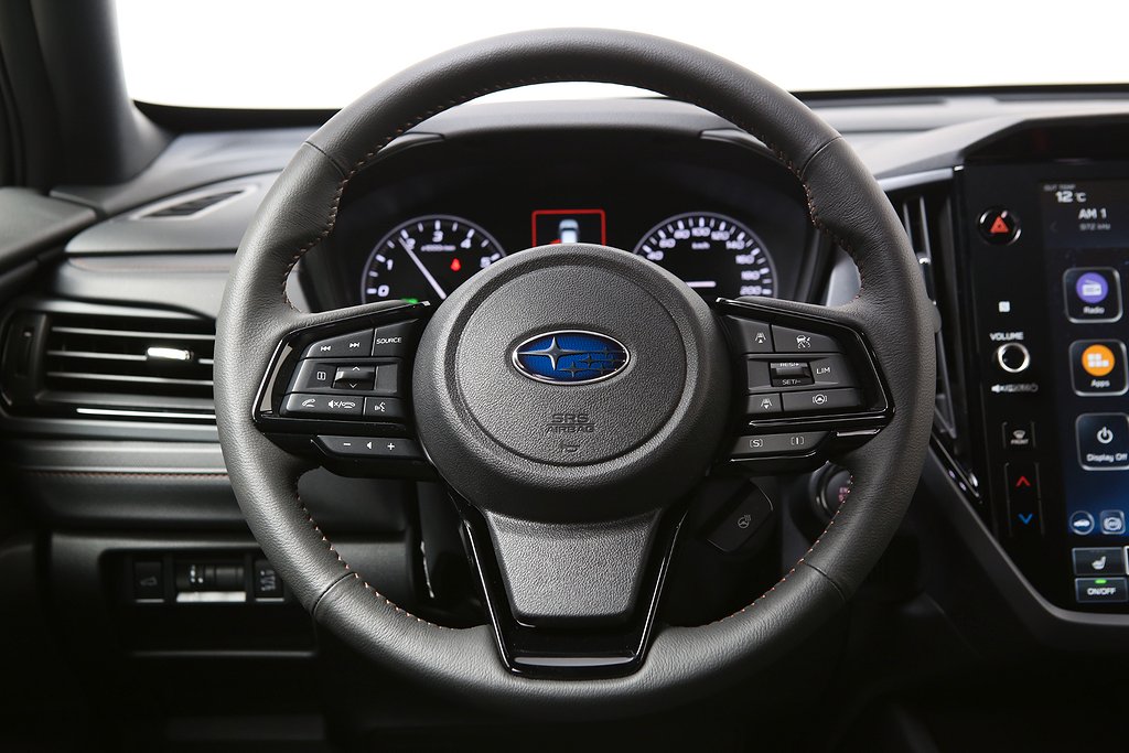 Subaru Forester 2.0i e-Boxer Limited | Låg skatt | i Lager 2025
