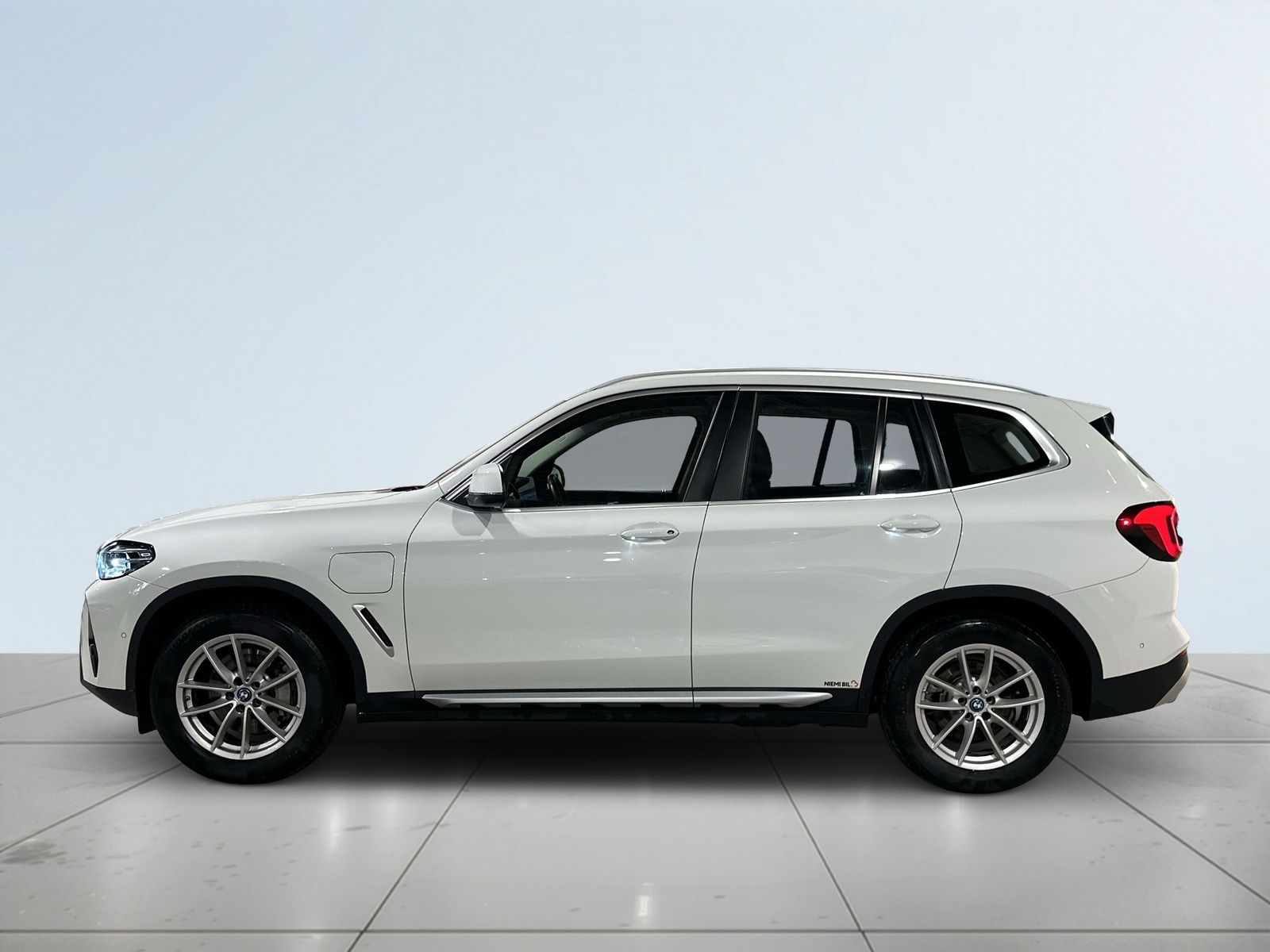 BMW X3 xDrive30e Steptronic Drag 2023, photo 4/10