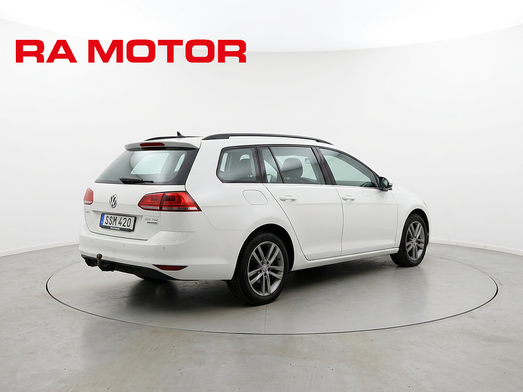 Volkswagen Golf 2.0 TDI 150hk DSG R-Line| D-värm |Drag | Backkamera | 2017