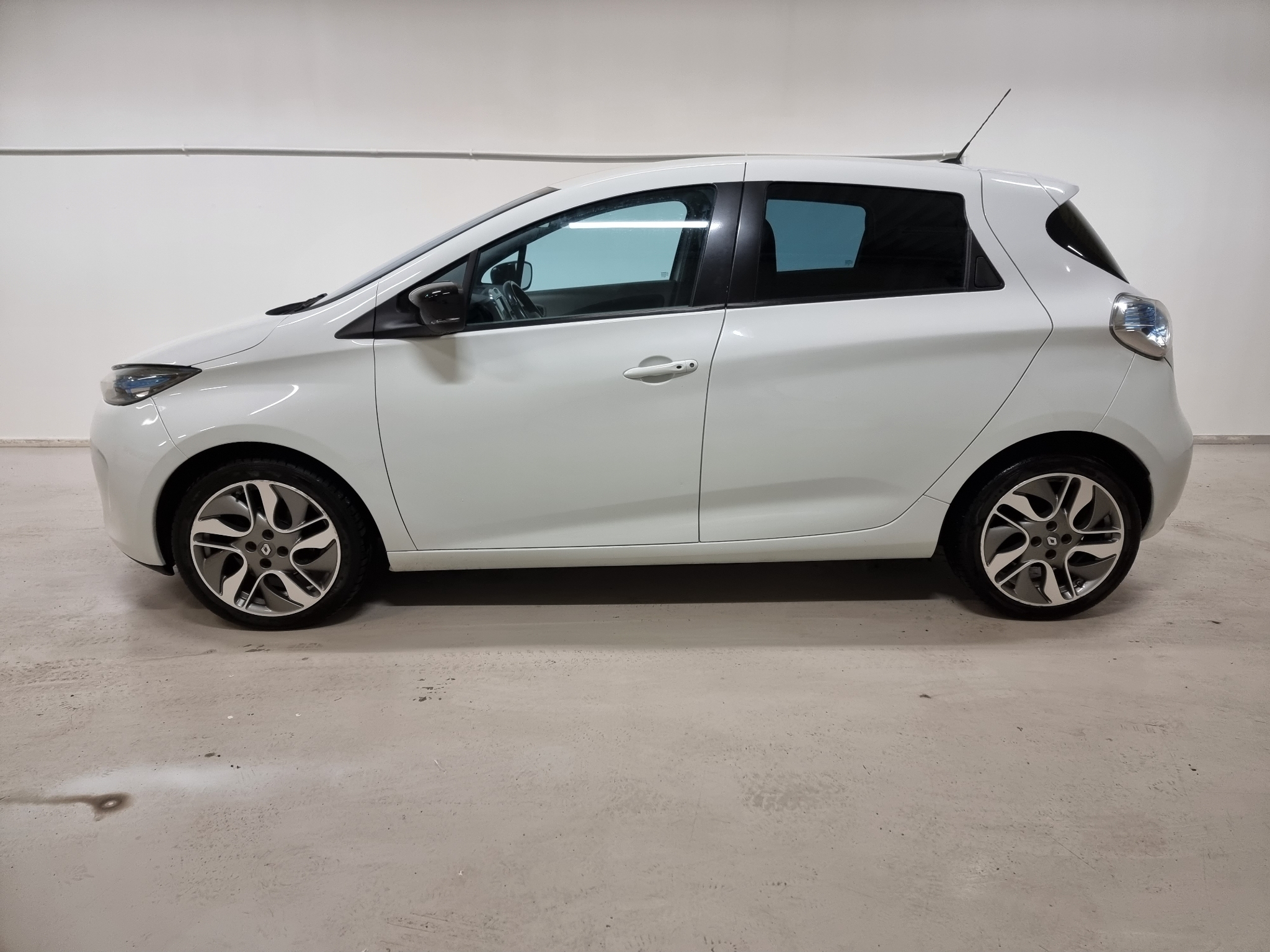 Renault Zoe R210 22 kWh 88hk, photo 2/26