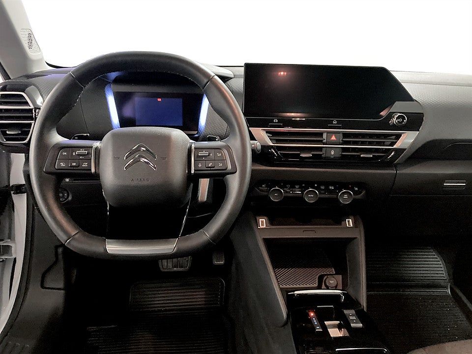 Bild på Citroën C4 Shine 1.2 PT B-KAMERA CARPLAY 130hk