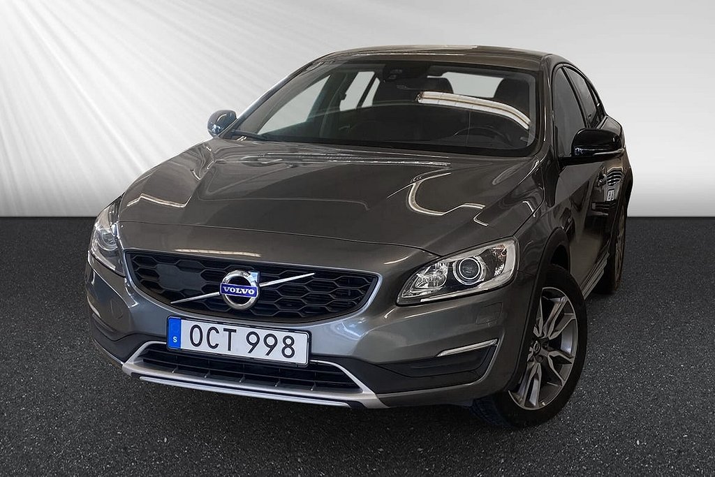 Volvo S60 Cross Country D4 AWD Bus Adv Summum Läder Keyless B-Kamera Navi VOC Värmare