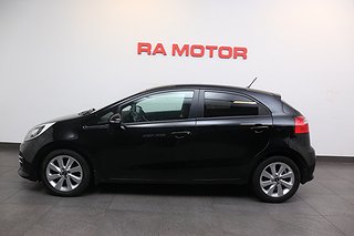 Halvkombi Kia Rio 4 av 17