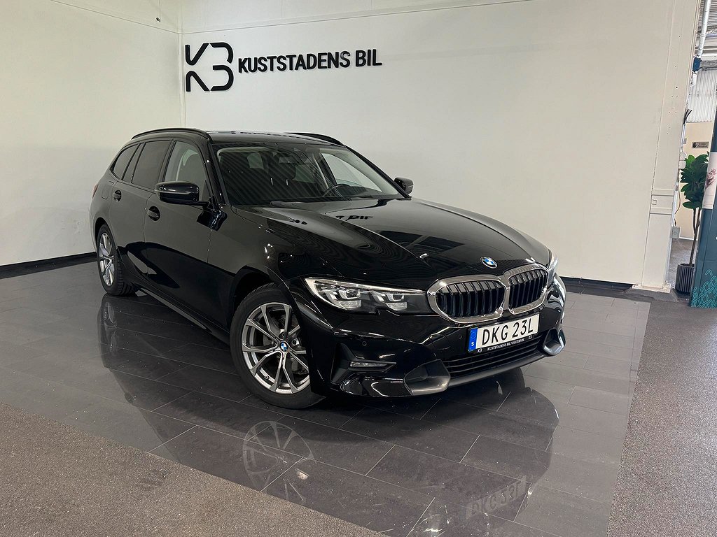 BMW 320 d xDrive Touring Sport line Skinn Drag Värmare