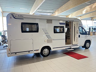 Husbil-halvintegrerad Hobby T70 GQ SIESTA 3 av 25
