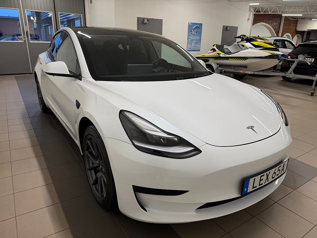 Tesla Model 3 2022 - miniatyr 6