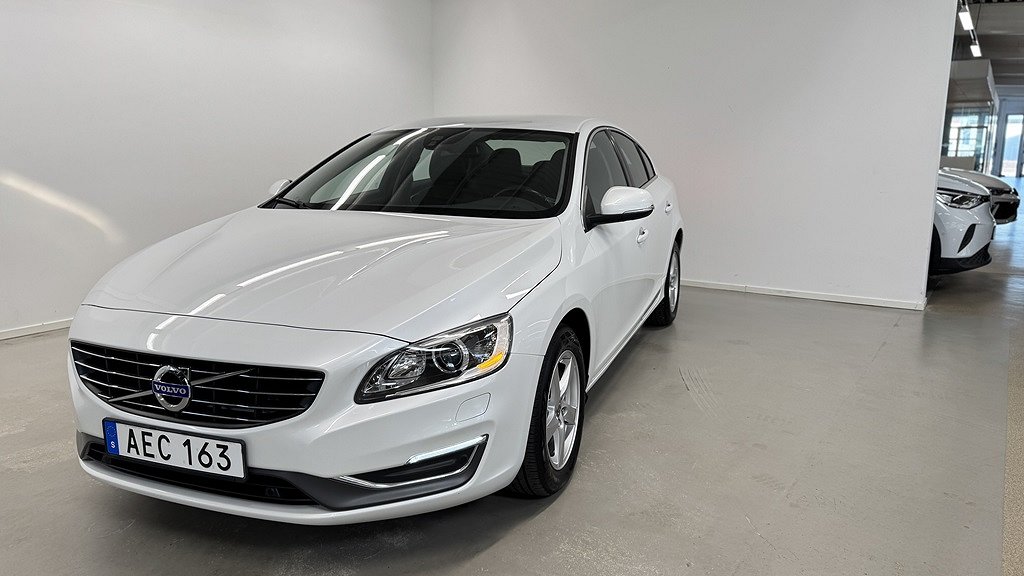 Volvo S60 T4 POWERSHIFT 180 HK MOMENTUM