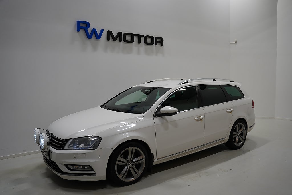Volkswagen Passat 2.0 TDI 4Motion 170hk R-line D-värm Drag Skinn Nyservad