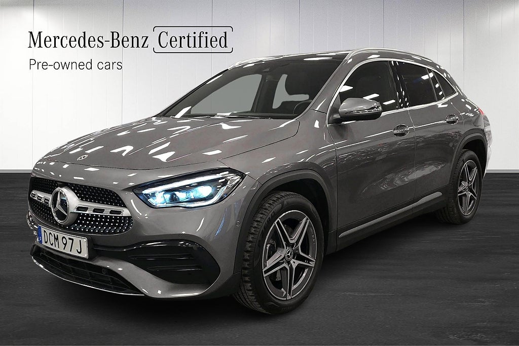 Mercedes-Benz GLA 250 e AMG Panorama Backkamera Navi 