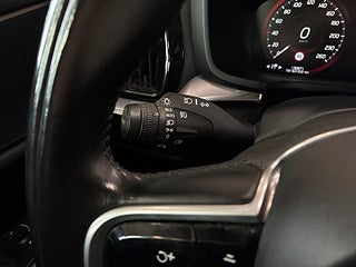 Volvo V60 D4 Momentum S&V-hjul/Kamera/Carplay/Dvärm/A.d Fart
