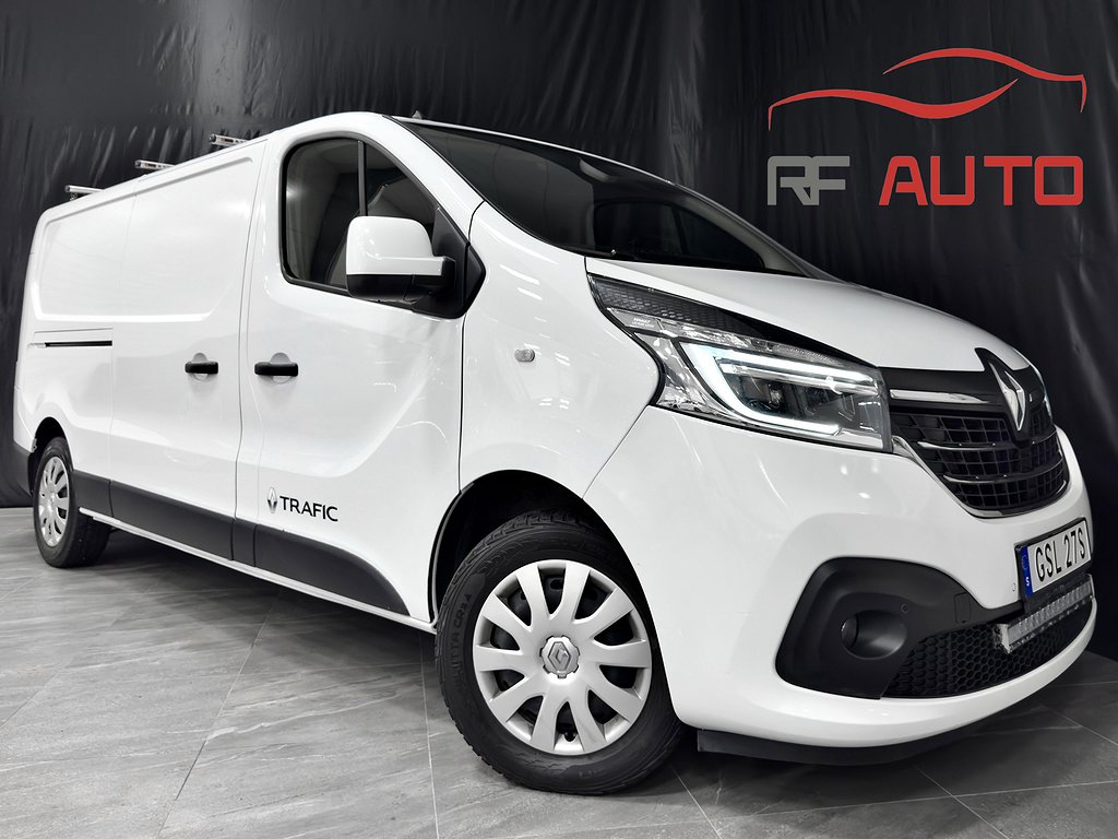 Renault trafic Skåpbil 3.0t 2.0 dCi L2 Värmare Navi 145hk