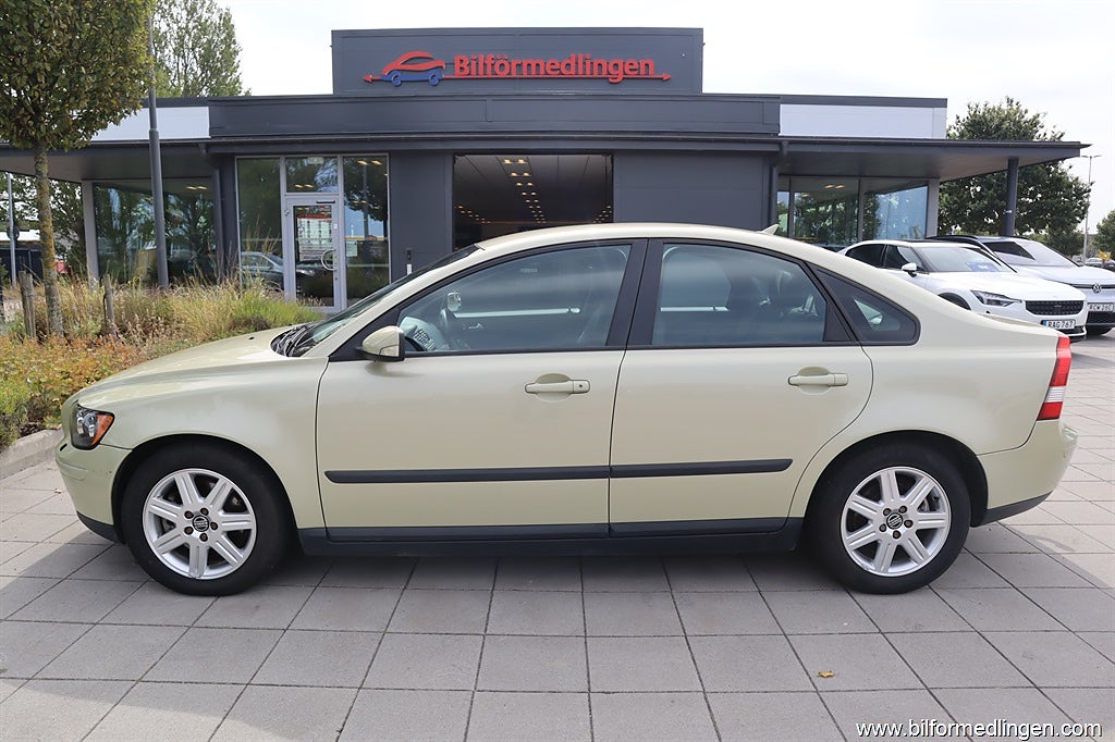 Volvo S40 2.4 140hk Svensksåld Aut Drag