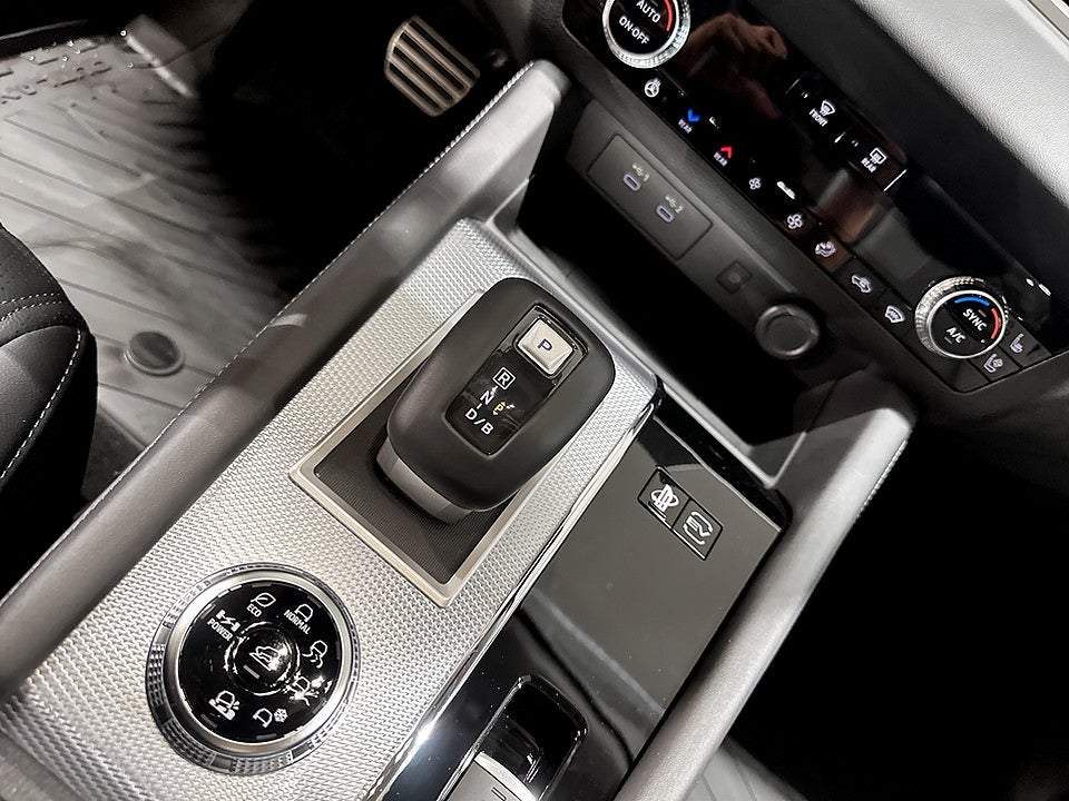 Bild på Mitsubishi Outlander Instyle PHEV 306hk Aut 4WD B-KAMERA DRAG