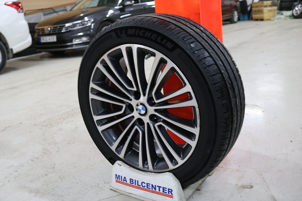 BMW 520d 2018 - miniatyr 18