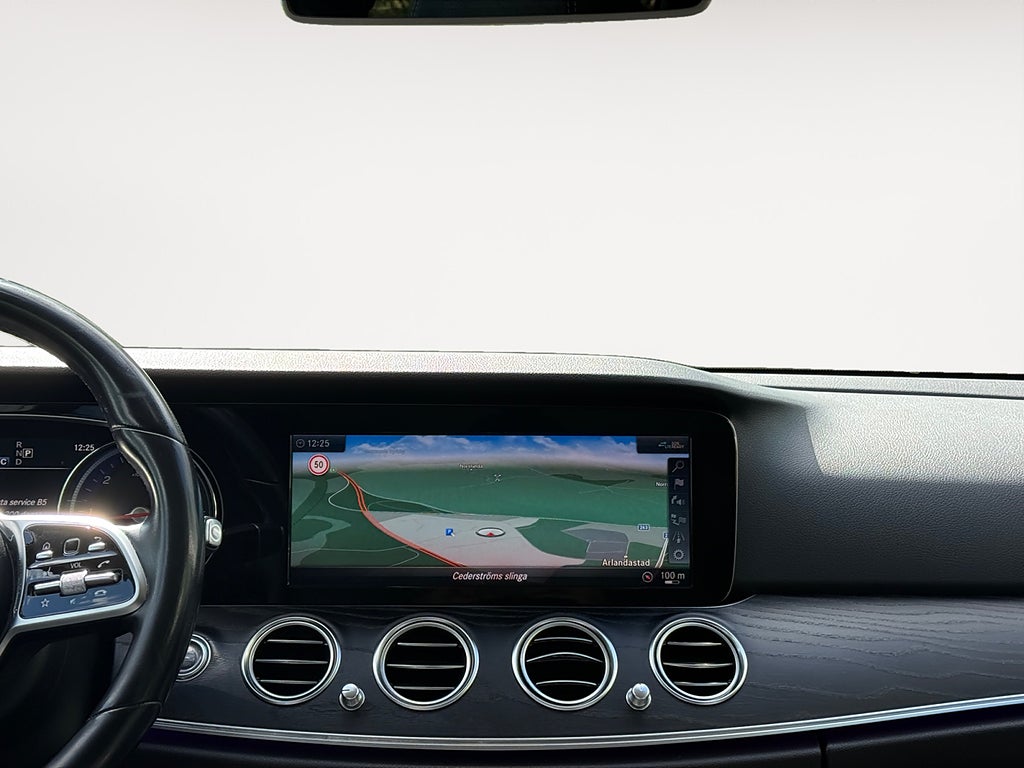 Mercedes-Benz E 2019 - miniatyr 14