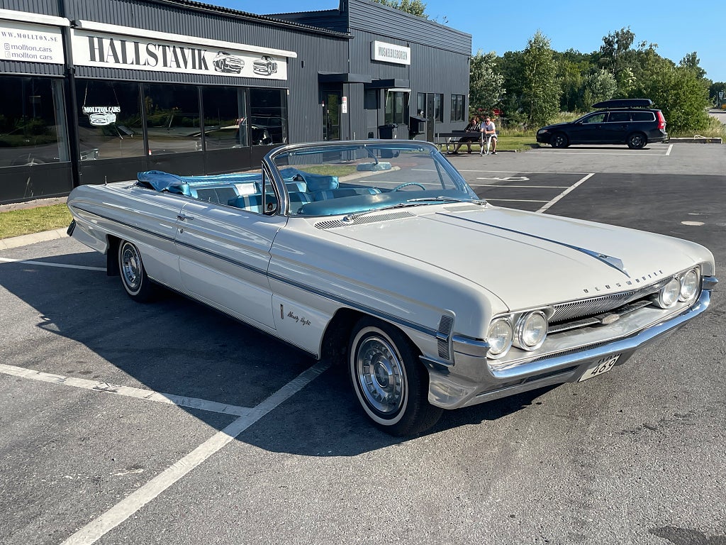 Oldsmobile 98 Classic Ninety-Eight Convertible Coupé 6.5 V8