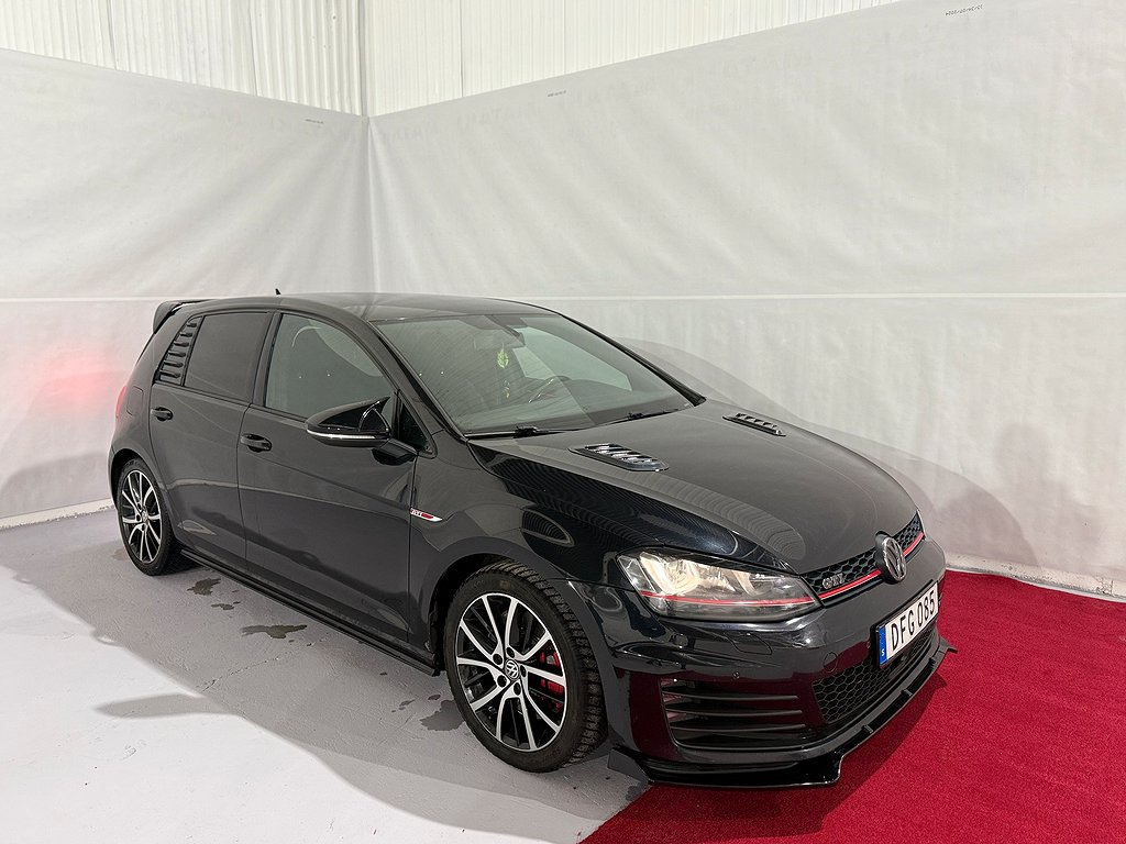 Volkswagen Golf 5-dörrars GTI Performance Euro 6 milltek Avg