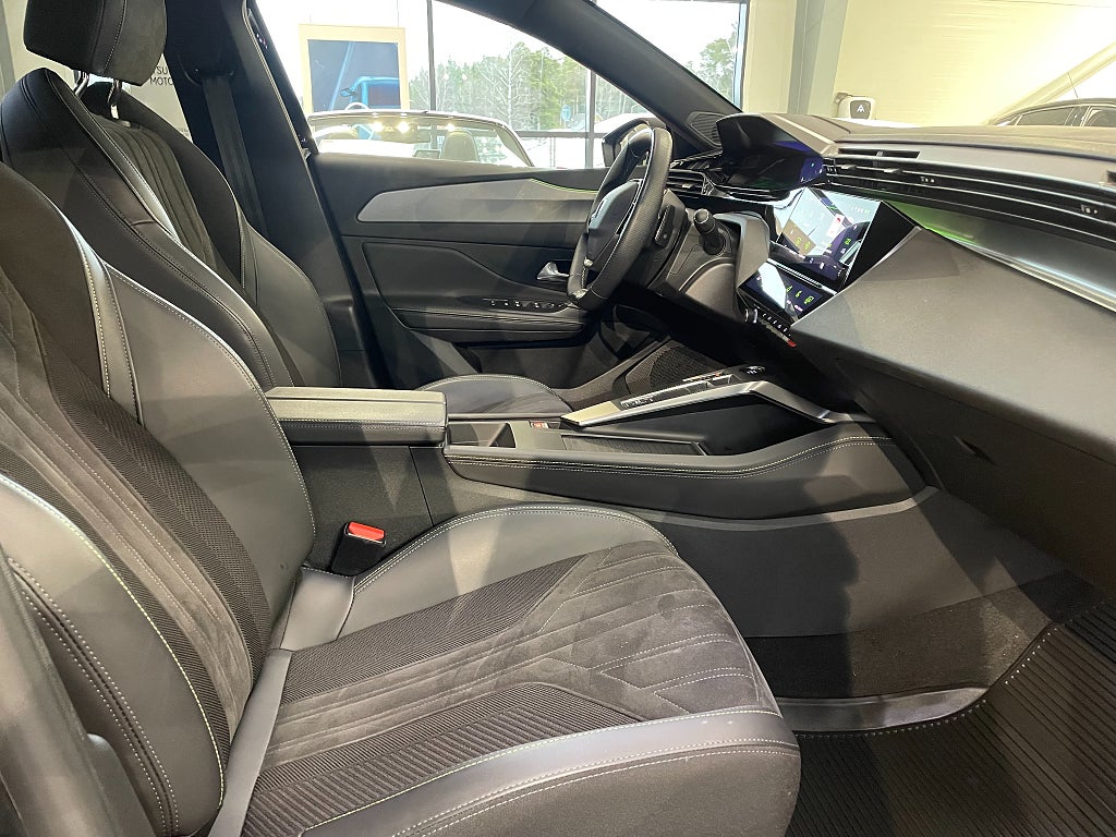 Bild på Peugeot 308 SW GT 1.2 PT 130hk Aut - CARPLAY, BACKKAMERA