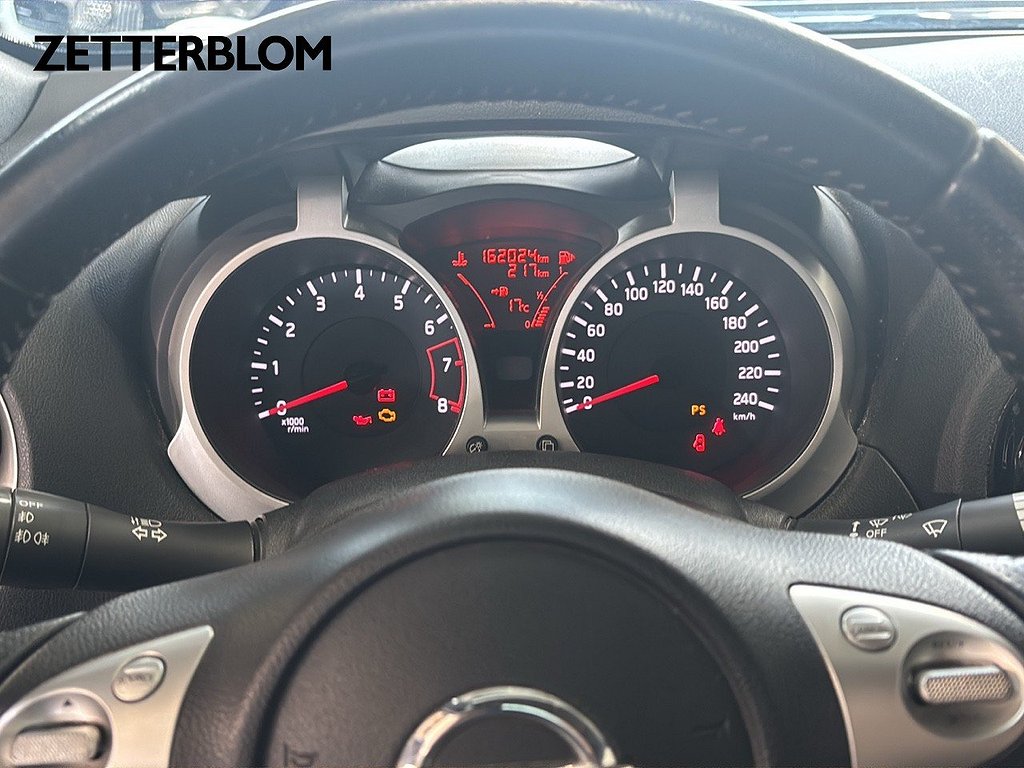 SUV Nissan Juke 11 av 13