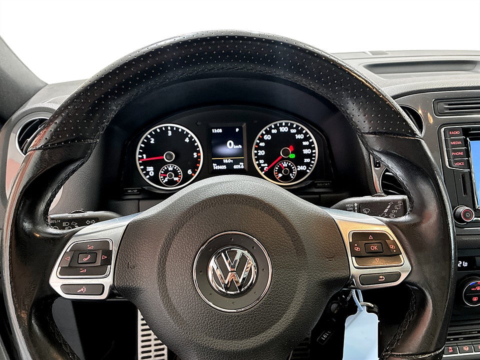 Bild på Volkswagen Tiguan R-Line 2.0 TDI DPF 184hk Aut 4WD B-KAMERA PANO