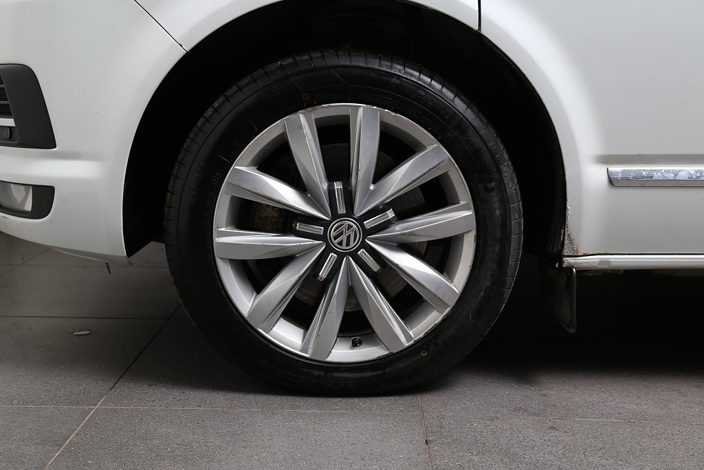 Volkswagen Multivan 2,0 TDI 4Motion Highline DSG 204hk Värmare Drag 7-sits 2017