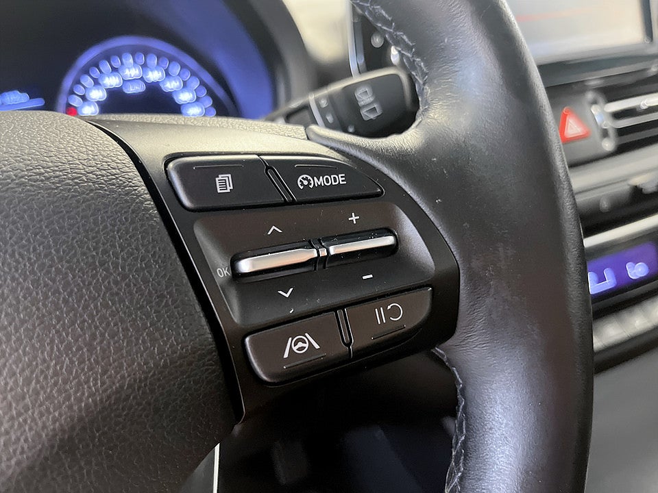 Bild på Hyundai i30 Essential 1.0 DCT 120hk Aut B-KAMERA CARPLAY