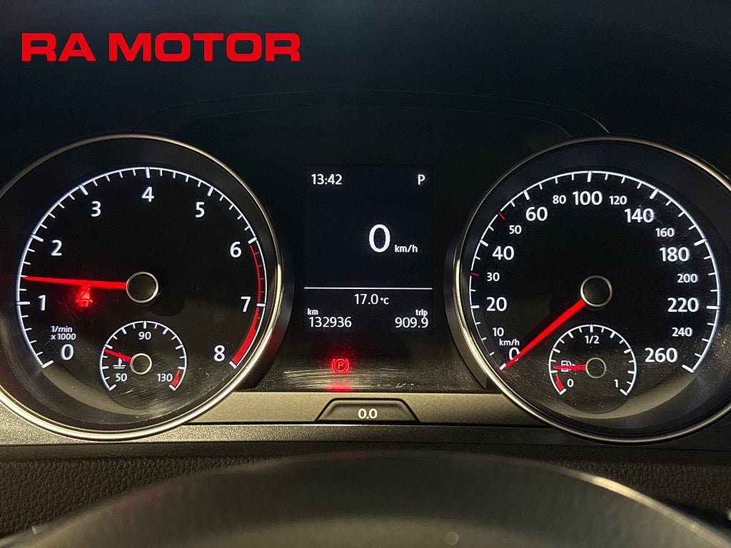 Volkswagen Golf SC 1.0 TSI DSG 110hk | P-Sensorer | ACC | Carplay