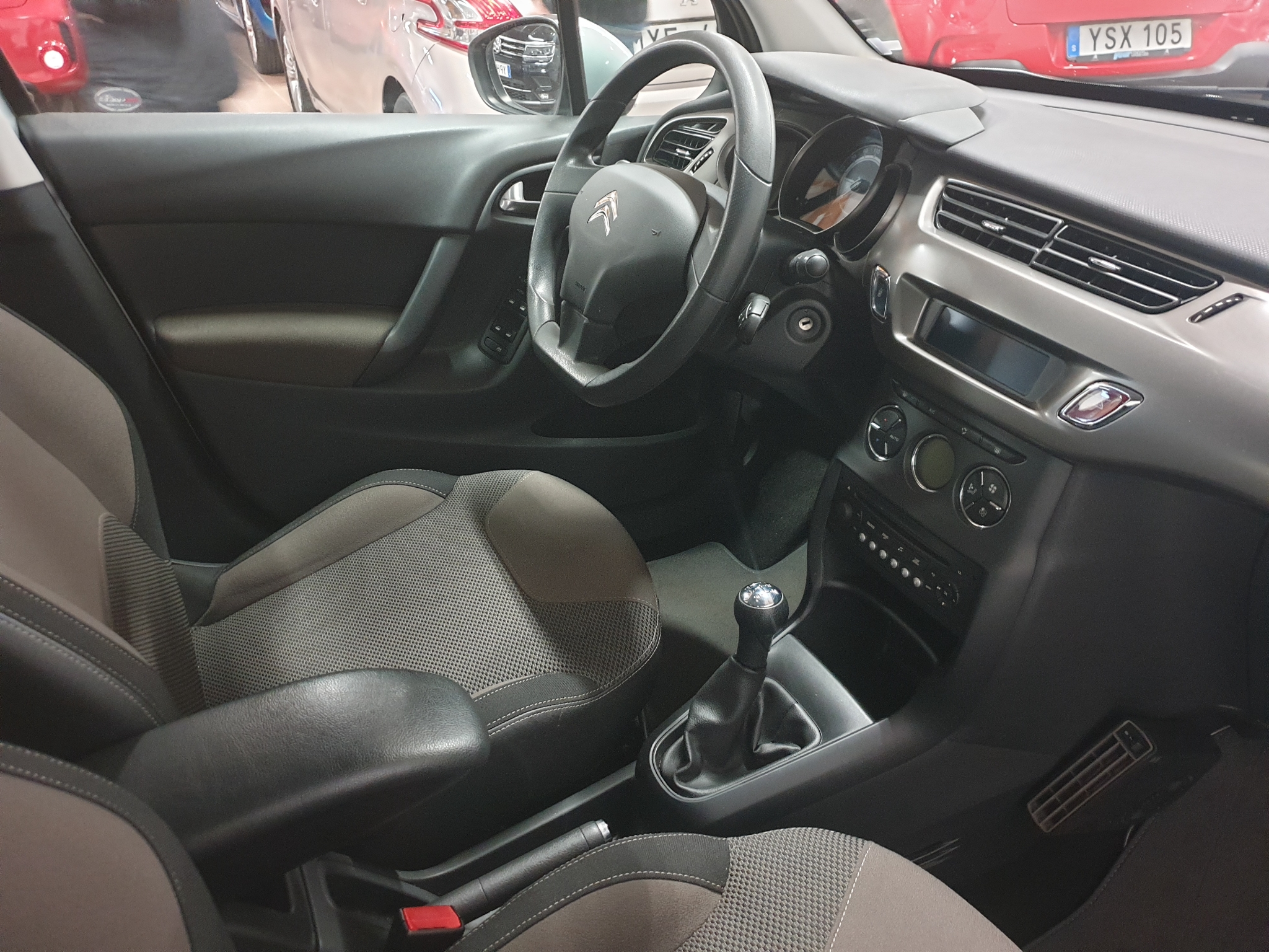 Citroen C3 2016, bild 4/36