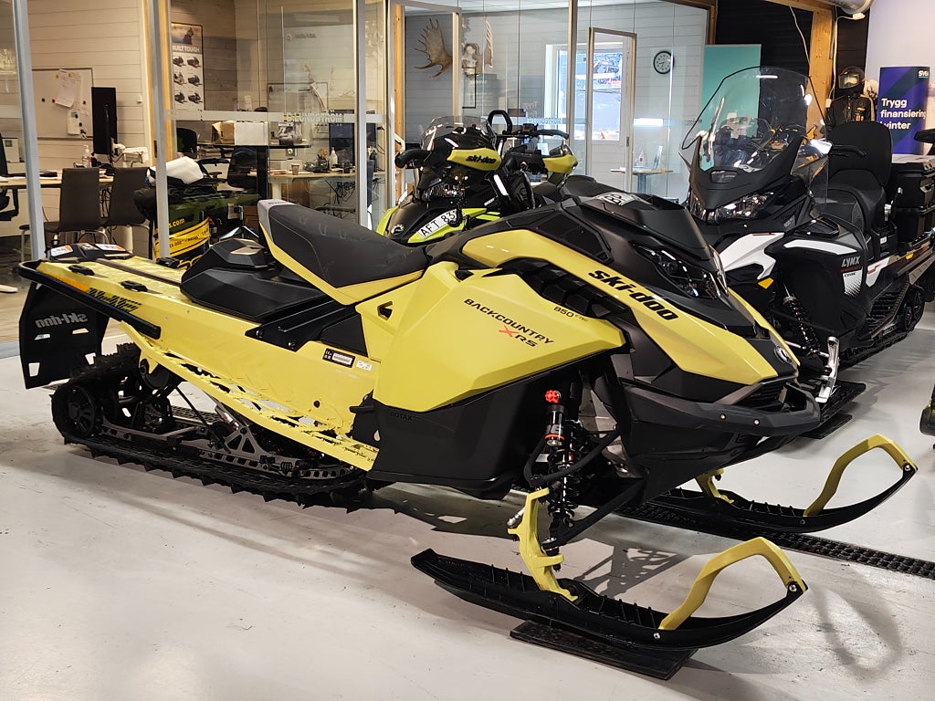 Ski-Doo Backcountry XRS 146 850 E-tec 10" Display *Momsad* 