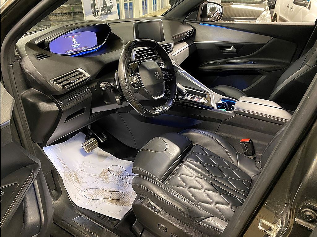 Bild på Peugeot 3008 GT 2.0 BHDi 180hk Aut - PANORAMA, SKINN