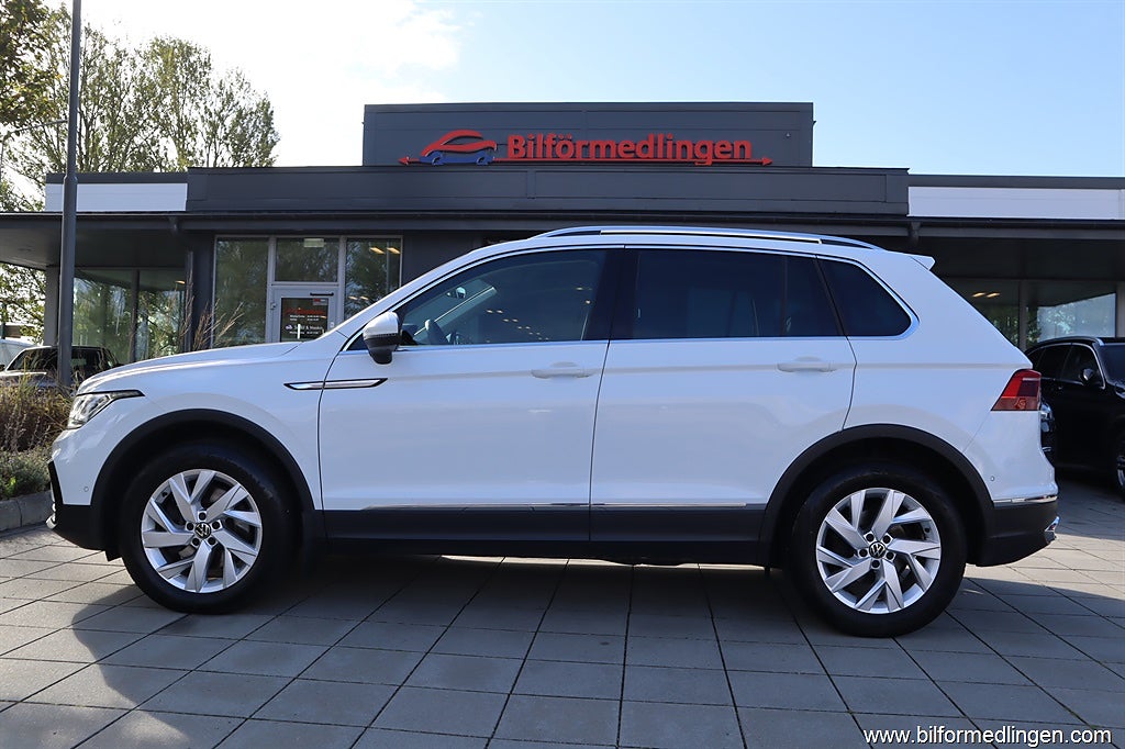 Volkswagen Tiguan 2.0 TDI 4Motion 200hk DSG Elegance Momsbil 1 Ägare
