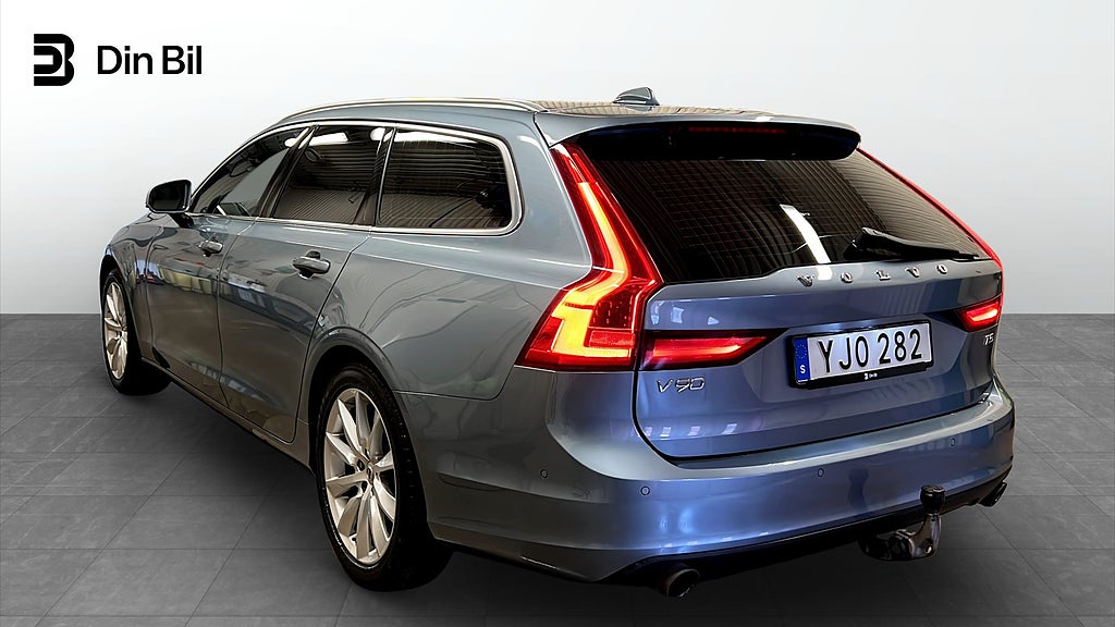 Volvo V90 T5 Momentum Panorama Drag VOC 360 Kamera
