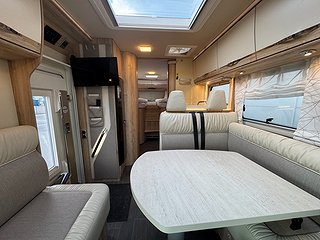 Husbil-halvintegrerad Eura Mobil Profila 720 EB 5 av 21