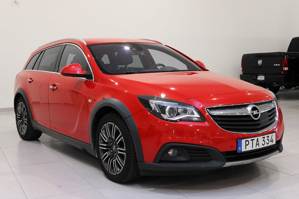 Opel Insignia Country Tourer 2.0 CDTI 4x4 Business / Drag / Värmare 