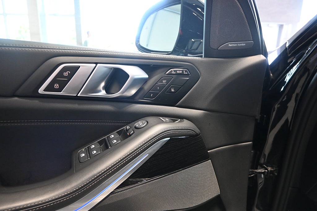 BMW X7 2025 - miniatyr 20