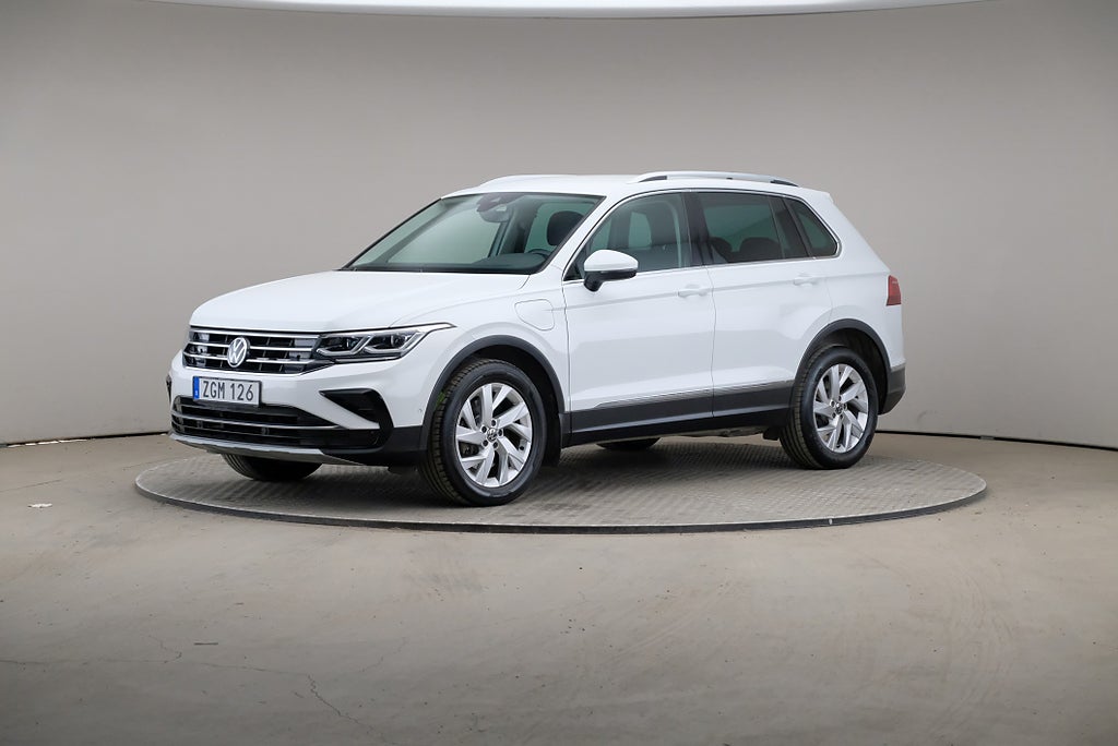 Volkswagen Tiguan eHybrid 245hk Elegance Cockpit Dragpkt