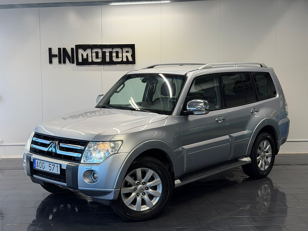 Mitsubishi Pajero 3.2 Di-D 4WD |NAVI|BKam|Skinn|DRAG|KamKedja|NyServ|7Sit