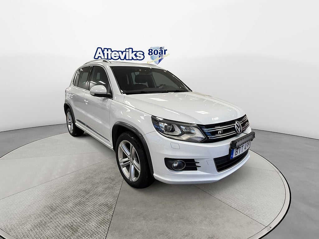 Volkswagen Tiguan 2.0 TDi 184hk *P.värmare/Backkamera/Dragkr...
