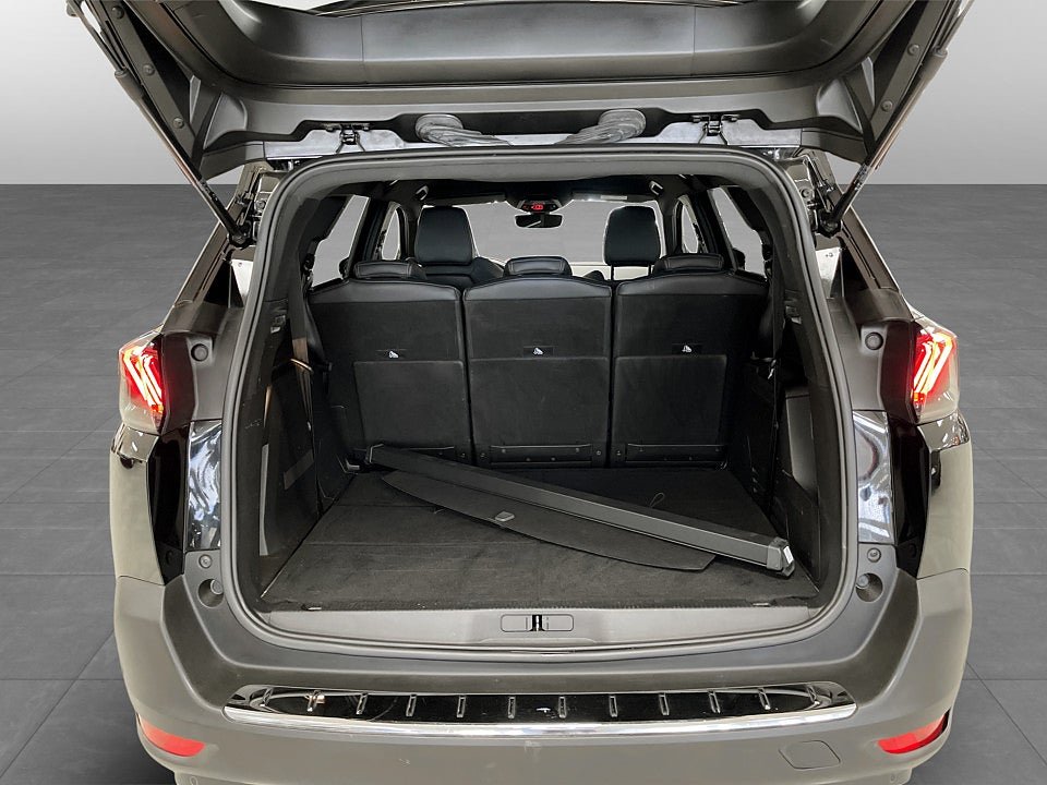 Bild på Peugeot 5008 GT 1.2 PT 130hk Aut 7-SITS B-KAMERA NAVI