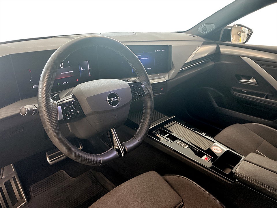 Bild på Opel Astra ST GS 1.2 PT 130hk Aut 360-KAMERA KEYLESS RATTVÄRME